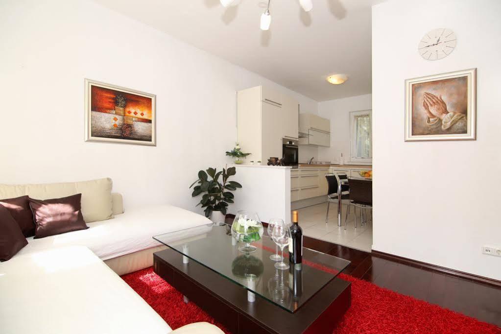 ספליט Villa Meri Very Central And Beautiful Apartment מראה חיצוני תמונה